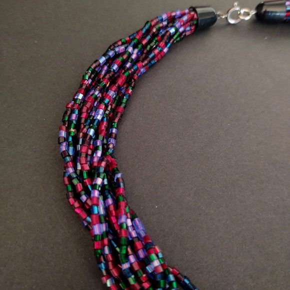 Multi strand multi colored bugle bead necklace - Picture 7 of 12